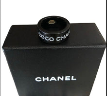 Load image into Gallery viewer, chanel resin ring