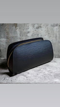 Load image into Gallery viewer, LOUIS VUITTON Epi Dauphine 17 Cosmetic Pouch Black