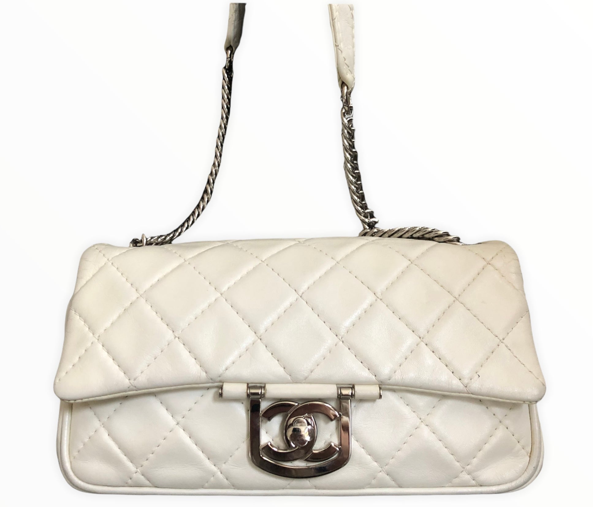 Chanel White Quilted Lambskin Leather Jumbo Classic Single Flap