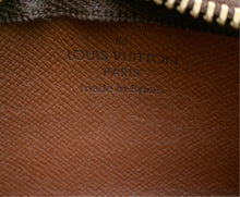 Load image into Gallery viewer, LOUIS VUITTON Pochette Cles pouch