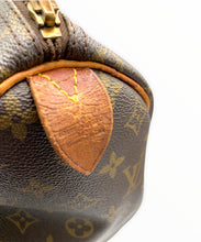Load image into Gallery viewer, LOUIS VUITTON Vintage Speedy 30