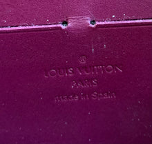 Load image into Gallery viewer, LOUIS VUITTON Vernis Zippy Wallet Rouge Fauviste