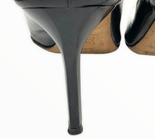 Load image into Gallery viewer, JIMMY CHOO Black Patent Leather Pumps