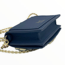 Load image into Gallery viewer, ZAC Zac Posen Earthette Leather Credit Card Case