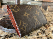 Load image into Gallery viewer, LOUIS VUITTON Monogram Coin/Card Holder